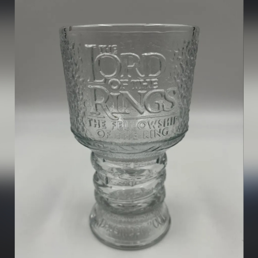 Lord Of The Rings The Fellowship Of The Ring Glass Goblet - Strider Dec. 2001